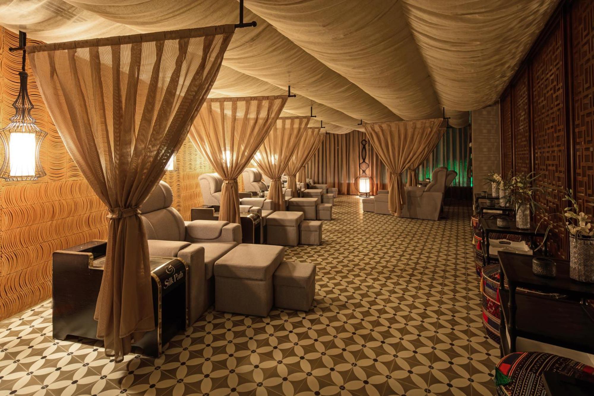 Silk Path Grand & Hotel